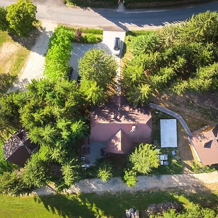 Goloman Gerendahaz Es Vendeghaz Country house
