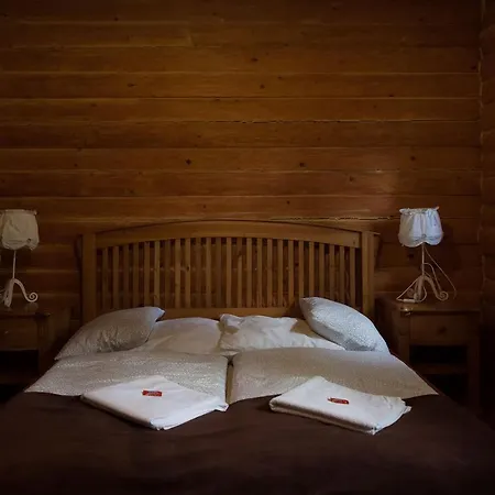 Goloman Gerendahaz Es Vendeghaz Country house *