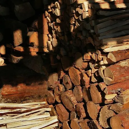 Goloman Gerendahaz Es Vendeghaz * Ispank